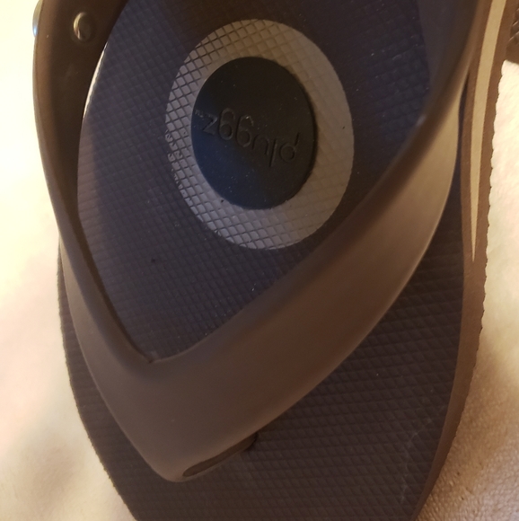 Plugs flip flops - Picture 3 of 3